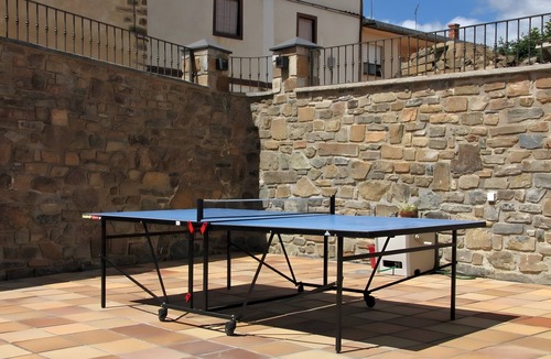 Villar del Rio House | Charming Cottage 'Santa Cristina' with Mountain Views and Garden