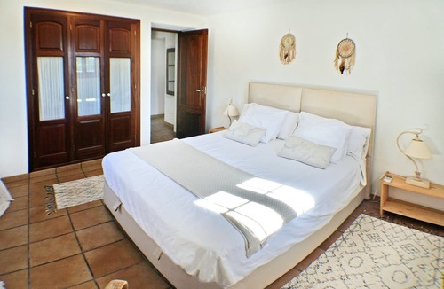 Ibiza Town Villa | Charming rural house in ES Cubells, with views of the countryside and sea