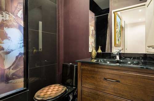 Dreta de l'Eixample Apartment | CITY CENTER . TWO BEDROOMS. LUXURY.