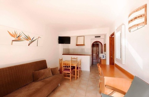 Es Figueral Beach Apartment | Colomar Apartment