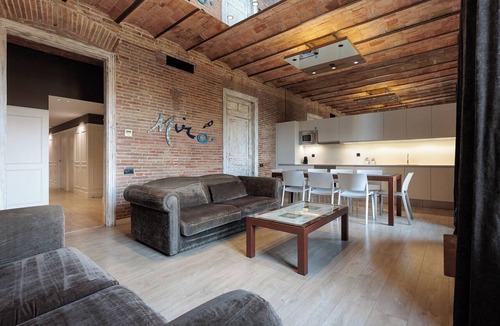 Eixample Apartment | Comfort, Location & Confidence! Discover the Magic of Barcelona! ✨