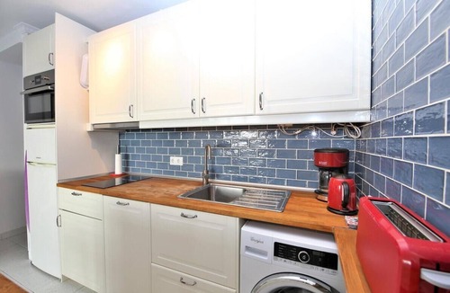 Playa del Ingles Apartment | Comfortable Apartment Sea Views,Air-con and Pool, Next to the Yumbo Centre, 10 mins walk to beach