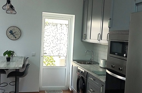 Trujillo House | CONDE DE LA ENCINA: Private courtyard easy parking and silence 10 min. from the square