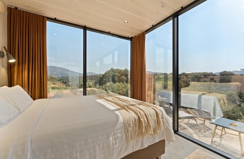 Hontanar Villa | Cork Valley - Mirror Houses