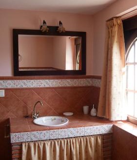 Moclin House | Cortijo Los Liñanes rural con chimenea, barbacoa y vistas