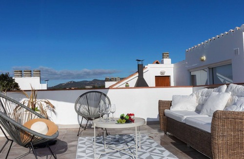 S'Agaro Apartment | Cosy apartment for 6 guests with pool, WIFI, TV and terrace