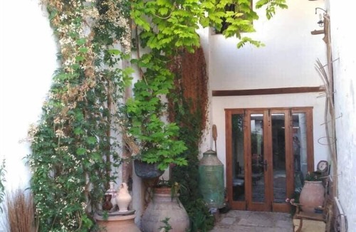 Villarrubia de Santiago House | Country House 'El Sueño De Lucrecia' with Private Garden, Wi-Fi and Air Conditioning
