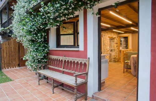Triongo House | Country House 'Del Tesoro "Tesoro Pequeño"' with Mountain Views, Balcony and Wi-Fi