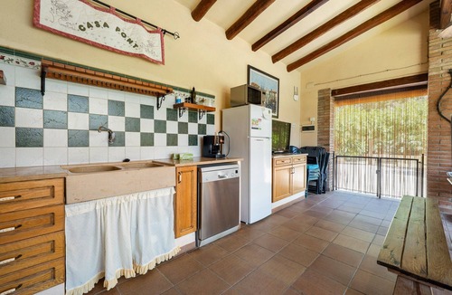 Vila-Rodona House | Country House 'Pont' with Mountain View, Private Pool and Wi-Fi