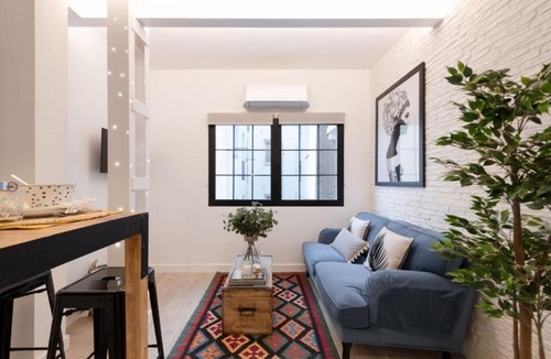 Milla de Oro Apartment | Cozy Apartment-1BED 1BATH- Barrio Salamanca
