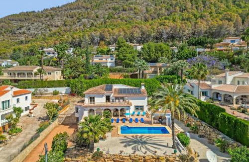 Ermita Villa | Cristina
