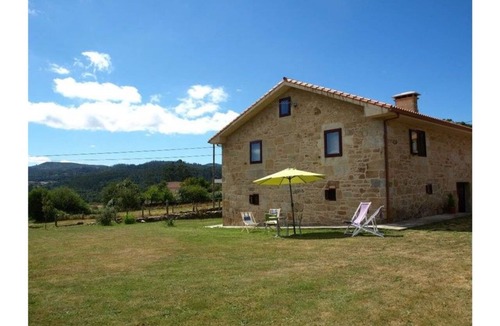 A Estrada Cottage | Da Poza - Traditional Galician rural house