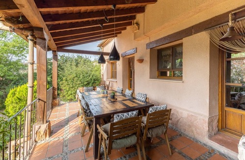 Espirdo House | Dalt La Figuera Country House — Guadarrama, Mountain Views, Pool & Wi-Fi