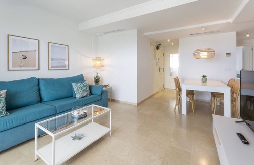 Playa de Gandia Apartment | Decorated in modern style, with wifi free, International channels, BBQ, children's area, - only families