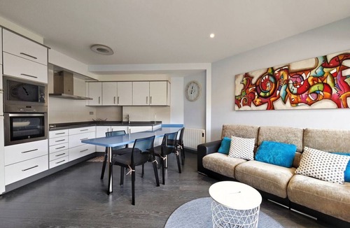 Sanxenxo Apartment | Desconectaengalicia Ribapraia with Swimming Pool