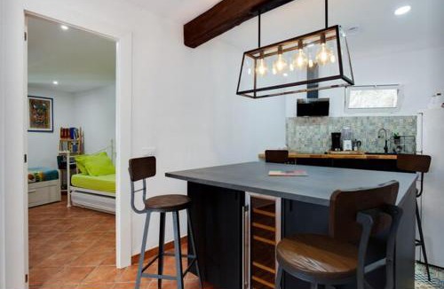 Puigventos Villa | Detached villa for 6 People in Lloret de Mar with comunal Outdoor swimming pool