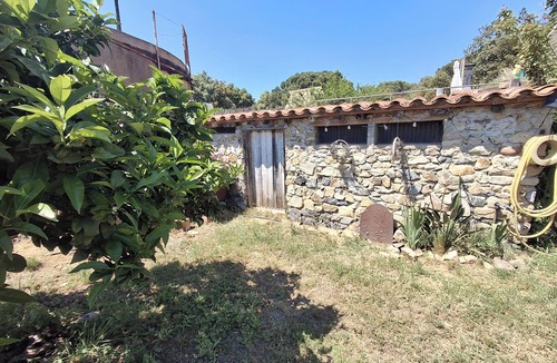 Sant Cebria de Vallalta Condo | Disconnect in nature, 3 km from the sea.