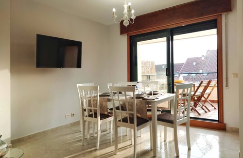 Sanxenxo Apartment | Disconnectaengalicia Rocafort Penthouse, 400m Silgar Beach