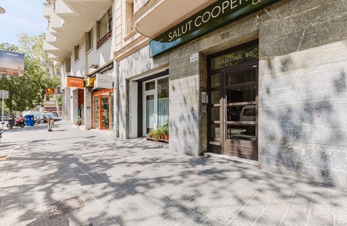 La Sagrada Familia Apartment | Dreamy Sagrada Familia 3BR w/Washer & A/C, by Blueground