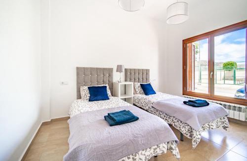Caserio Los Tarquinos Villa | El Valle Golf Resort- Private Pool- Bbq- Parking