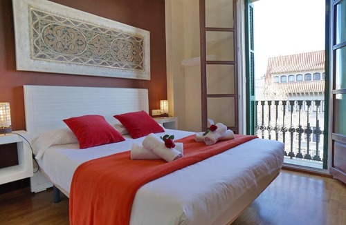 Sant Antoni Apartment | Elegant apartment in the heart of the city