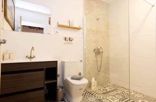 Sant Adria de Besos Apartment | Equipped studio 20' Barcelona Center/10' walk to the beach/15' Forum Bcn