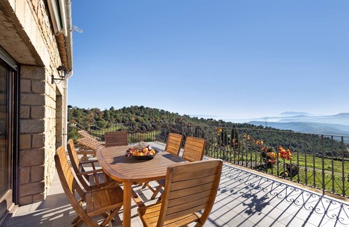 Sant Mateu de Bages House | Country House 'Les Corts De Biosca' with Mountain View, Private Pool and Wi-Fi
