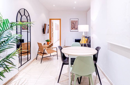 el Camp d'en Grassot i Gracia Nova Apartment | 58 m² Apartment ∙ 2 bedrooms ∙ 5 guests