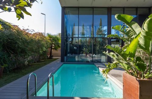 El Papiol Villa | Espai Oliveres Barcelona Villa con piscina