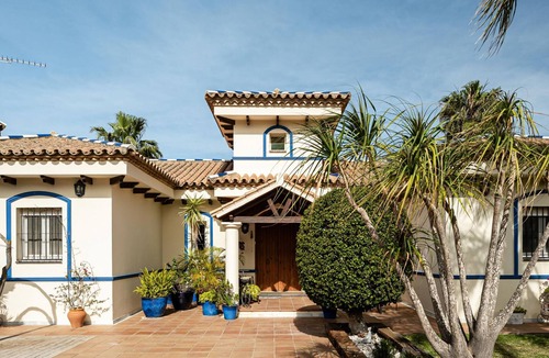 Poblado de Sancti Petri House | Exceptional Chalet near La Barrosa Beach