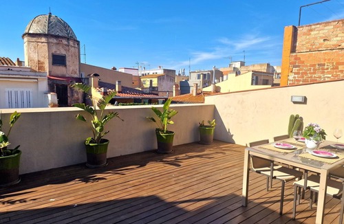 Sant Feliu de Guixols Apartment | Exclusive and CENTRAL PENTHOUSE with TERRACE two minutes walking to the BEACH.