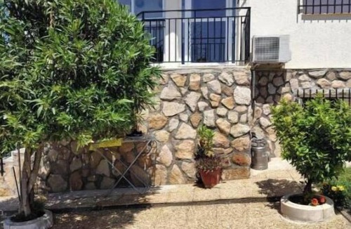 El Casar de Escalona Ski Chalet | Family-friendly villa with a private pool near Puy du Fou, Toledo
