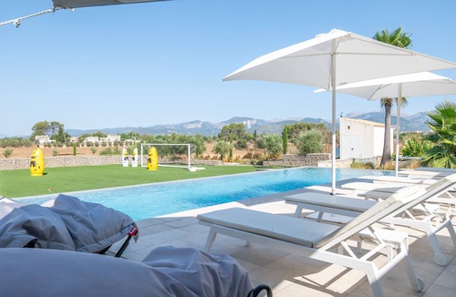 Inca Villa | Finca Son Set with Heated Pool, Two Kitchens, Designer Gym & Football Field. A/C & Wifi