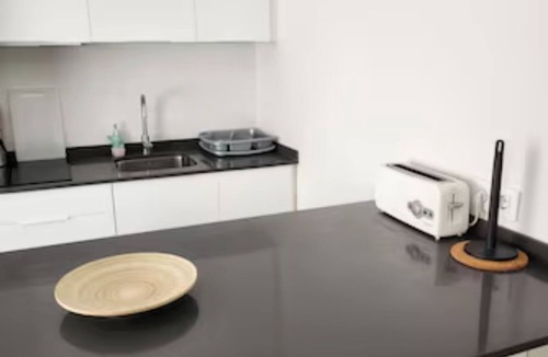 La Font de la Guatlla Apartment | FIRA PLAZA DE