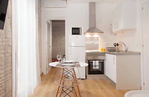 Barceloneta House | Flat with balcony next to the beach