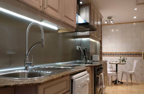 Les Corts Apartment | Gatsby - 3BR Luxury high floor & Terrace close to L'illa