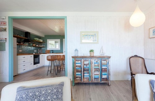 Gava Apartment | Gavamar Castelldefels Beachfront Apartment- Direct access to the beach