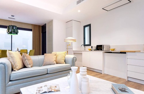 Triana Apartment | Genteel Home Betis III