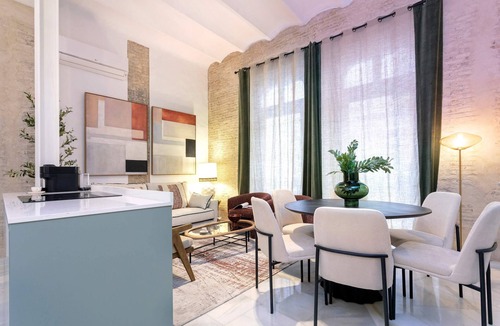 Alameda Apartment | Genteel Home Gran Poder