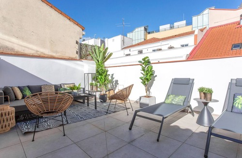 Cortes Apartment | Genteel Home Madrazo IV Terrace