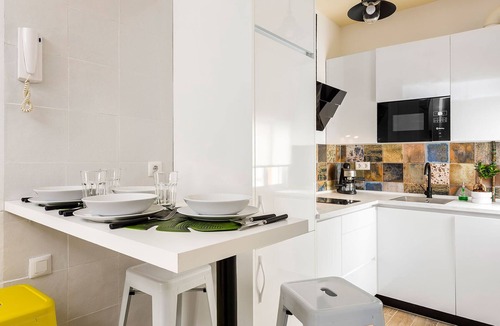 Historical Center Apartment | Genteel Home Pajaritos