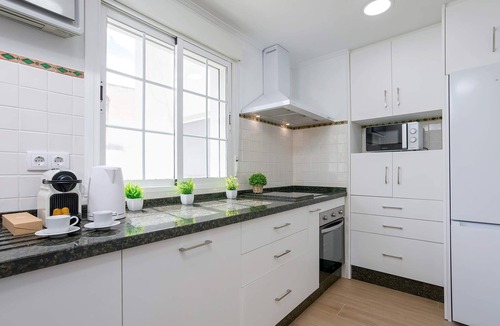 San Miguel-Capuchinos Apartment | Genteel Home Plaza de las Doblas