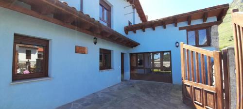 La Portilla House | Gestiona2R - Casa El Refugio para 12 con finca en Llanes