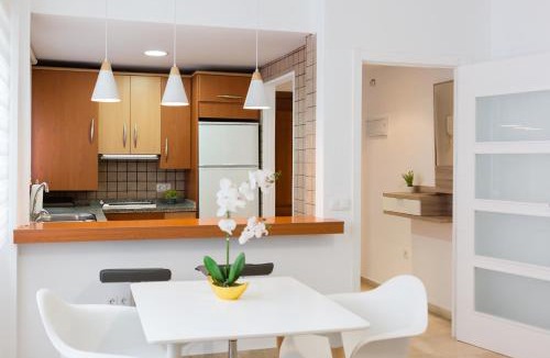Centro Comercial Apartment | Geysotur Columbus Home
