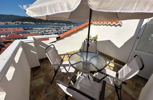 Muros Apartment | Gran Ático Dúplex Centro Muros. Terraza con Vistas