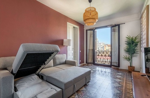 Esquerra de l'Eixample Apartment | Gran Vía Historic Catalan 4BD for Families