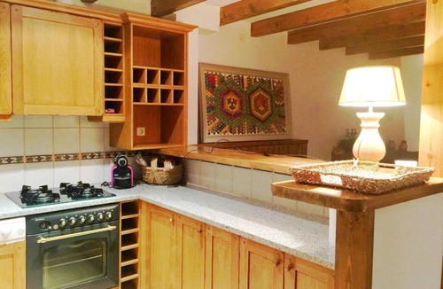 Olopte Apartment | Ground Floor 3 rooms Pool, Fireplace, Private Garden & Views