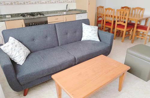 Cangas Apartment | Ground floor apartment with garden terrace