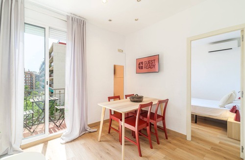 Les Corts Apartment | GuestReady - Bright flat near Casa Milà