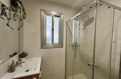 El Prat de Llobregat Apartment | Habitación privada en apartamento compartido junto al Aeropuerto y Fira Barcelona